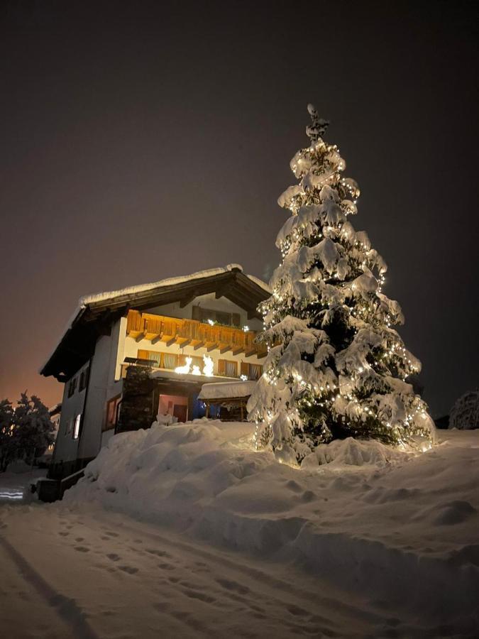 Haus Hubertus - Gaestehaus Sahler พาร์เตอเนน ภายนอก รูปภาพ